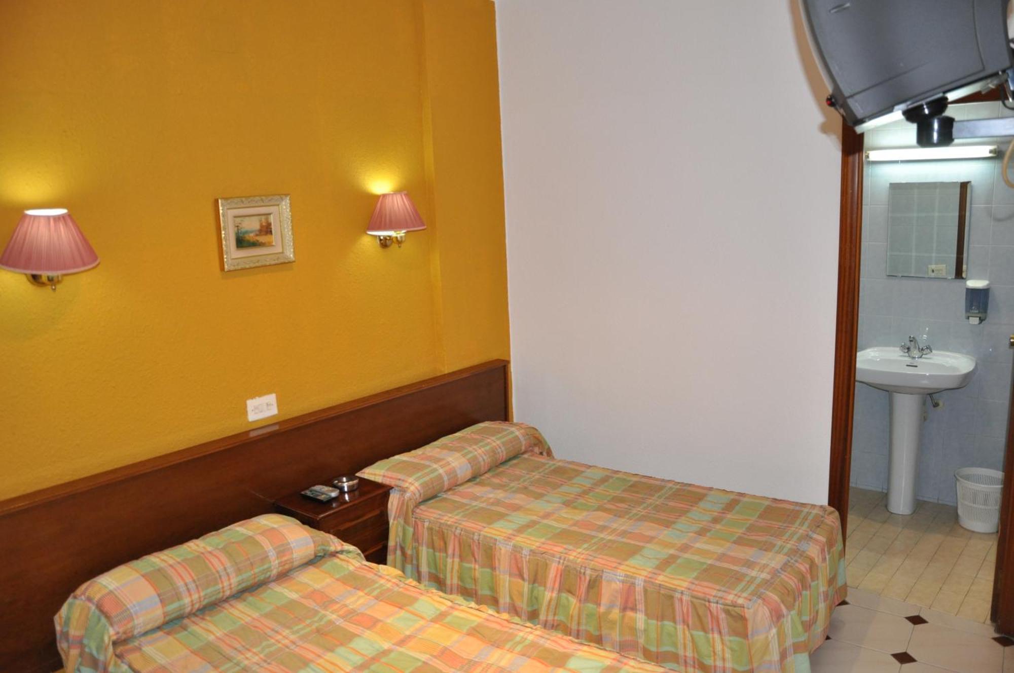 Hostel Central Сарагоса Экстерьер фото