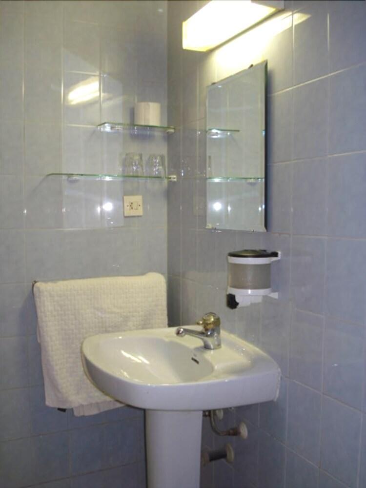 Hostel Central Сарагоса Экстерьер фото